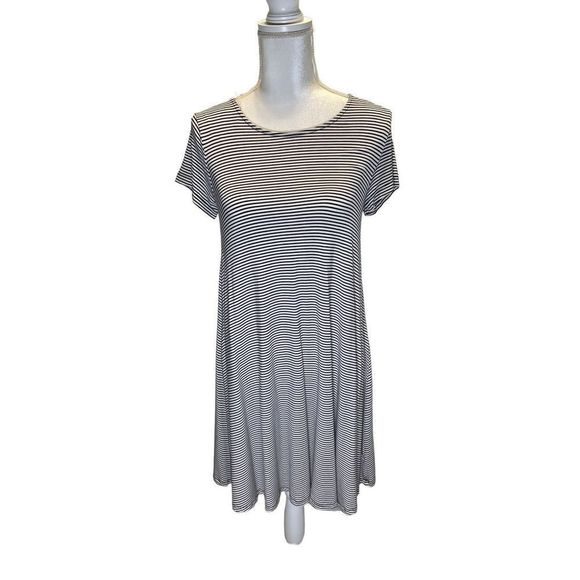Old Navy Dress Size Small Black & White Striped - Picture 1 of 6